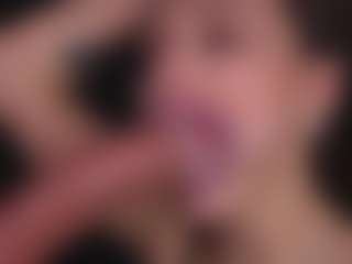 Bllowjoyy's Live Sex Cam Show