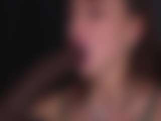 Bllowjoyy's Live Sex Cam Show