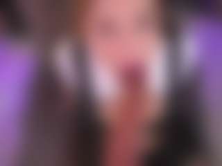 Bllowjoyy's Live Sex Cam Show