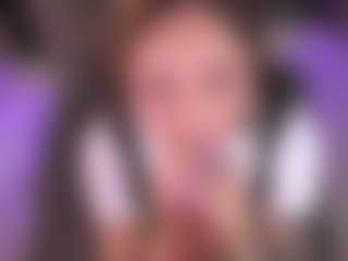 Bllowjoyy's Live Sex Cam Show