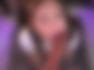 Bllowjoyy's Live Sex Cam Show