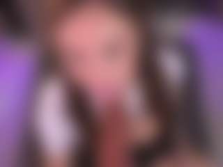 Bllowjoyy's Live Sex Cam Show