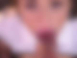 Bllowjoyy's Live Sex Cam Show