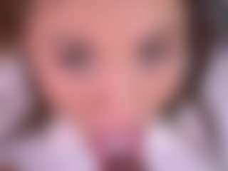 Bllowjoyy's Live Sex Cam Show