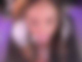 Bllowjoyy's Live Sex Cam Show