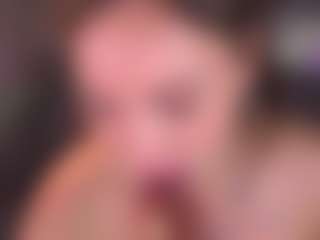 Bllowjoyy's Live Sex Cam Show