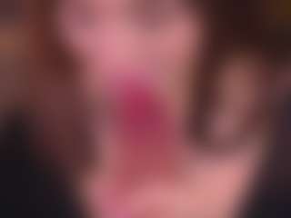 Bllowjoyy's Live Sex Cam Show