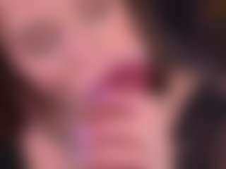 Bllowjoyy's Live Sex Cam Show