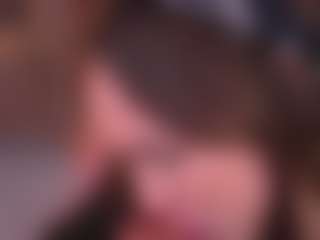Bllowjoyy's Live Sex Cam Show