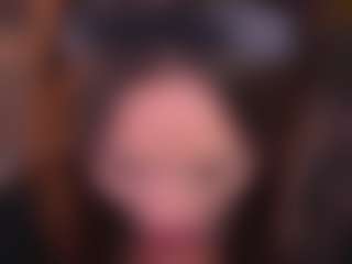 Bllowjoyy's Live Sex Cam Show