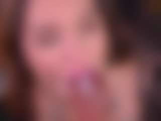 Bllowjoyy's Live Sex Cam Show