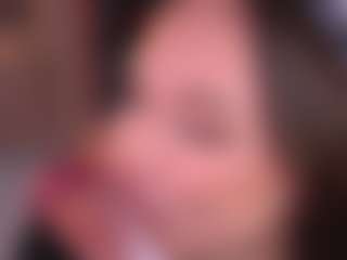 Bllowjoyy's Live Sex Cam Show