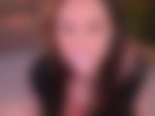 Bllowjoyy's Live Sex Cam Show