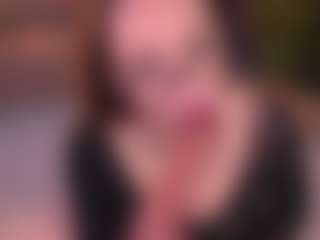 Bllowjoyy's Live Sex Cam Show