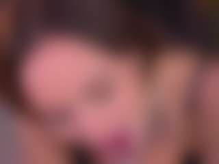 Bllowjoyy's Live Sex Cam Show
