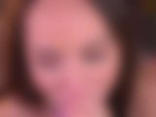 Bllowjoyy's Live Sex Cam Show