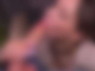 Bllowjoyy's Live Sex Cam Show