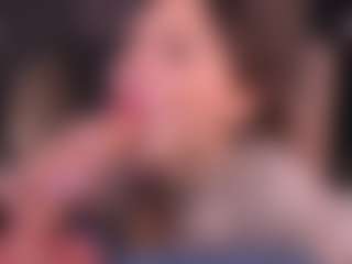 Bllowjoyy's Live Sex Cam Show