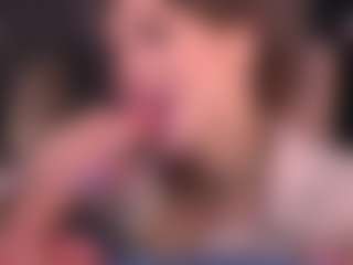 Bllowjoyy's Live Sex Cam Show
