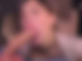 Bllowjoyy's Live Sex Cam Show