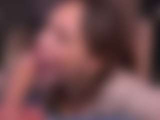 Bllowjoyy's Live Sex Cam Show
