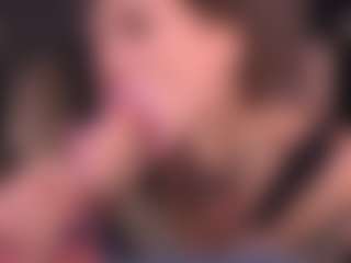 Bllowjoyy's Live Sex Cam Show