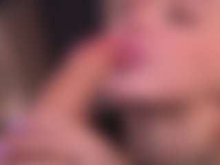 Bllowjoyy's Live Sex Cam Show