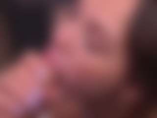 Bllowjoyy's Live Sex Cam Show