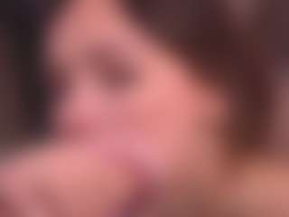Bllowjoyy's Live Sex Cam Show