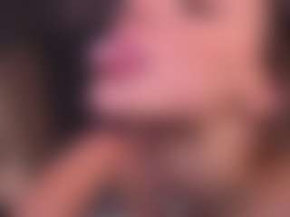 Bllowjoyy's Live Sex Cam Show