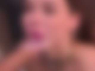 Bllowjoyy's Live Sex Cam Show