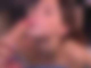 Bllowjoyy's Live Sex Cam Show