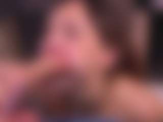 Bllowjoyy's Live Sex Cam Show
