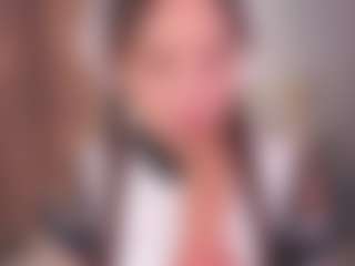 Bllowjoyy's Live Sex Cam Show