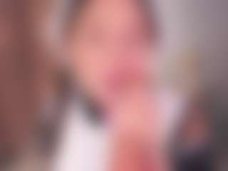 Bllowjoyy's Live Sex Cam Show