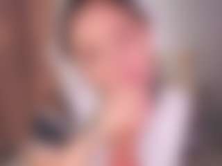 Bllowjoyy's Live Sex Cam Show
