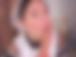 Bllowjoyy's Live Sex Cam Show