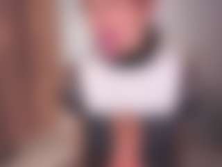 Bllowjoyy's Live Sex Cam Show