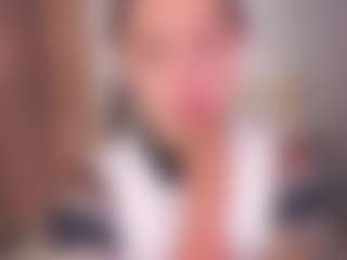 Bllowjoyy's Live Sex Cam Show