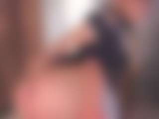 Bllowjoyy's Live Sex Cam Show