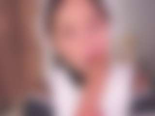 Bllowjoyy's Live Sex Cam Show