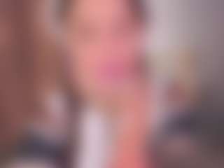 Bllowjoyy's Live Sex Cam Show