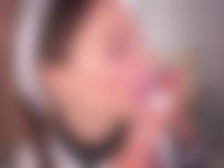Bllowjoyy's Live Sex Cam Show