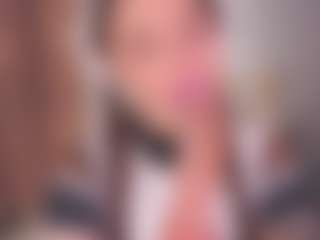 Bllowjoyy's Live Sex Cam Show
