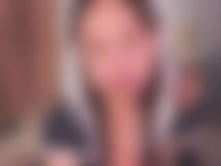 Bllowjoyy's Live Sex Cam Show