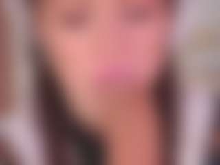 Bllowjoyy's Live Sex Cam Show