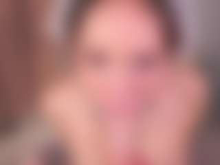 Bllowjoyy's Live Sex Cam Show