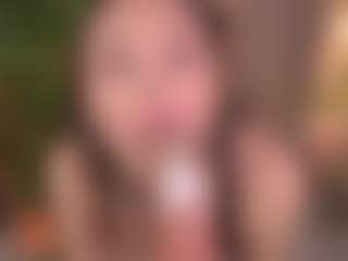 Bllowjoyy's Live Sex Cam Show