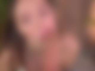 Bllowjoyy's Live Sex Cam Show