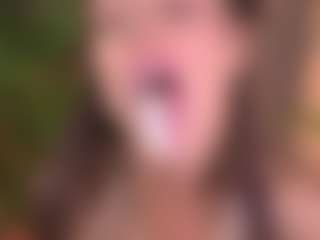Bllowjoyy's Live Sex Cam Show